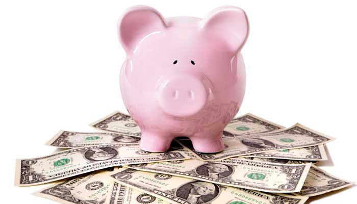 How US Families Can Save Money Without Cutting Their Lifestyle